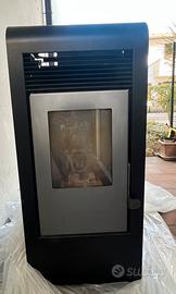 Stufa a pellet, 9Kw