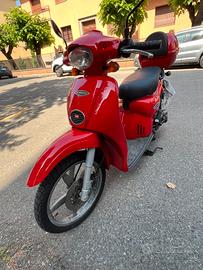 Scooter aprilia 100