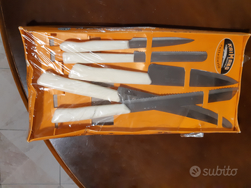 Set coltelli in acciaio inossidabile, nuovi