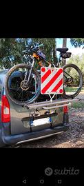 Porta bici da auto doppio