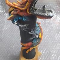 Scultura vintage di drago intagliata in legno