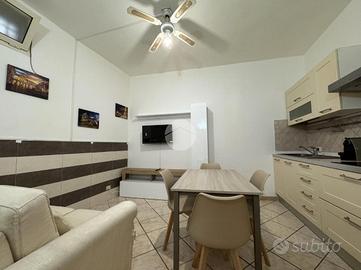 2 LOCALI A MONTEROTONDO