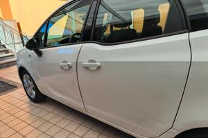 Opel Meriva 2016