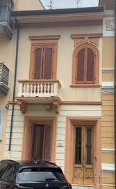 Viareggina a 100 metri dal mare