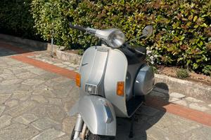 Vespa PX200E
