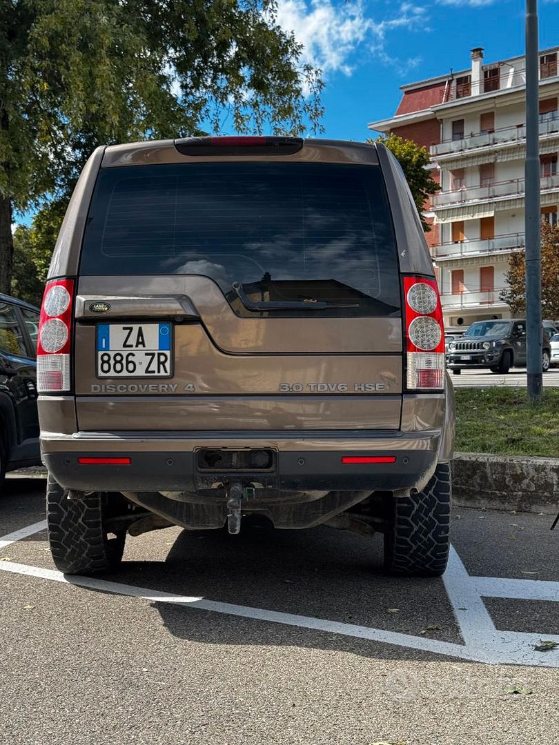 Land Rover Discovery 2010 photo 3