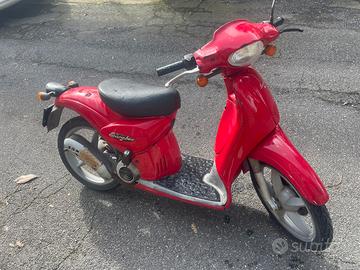 aprilia scarabeo 50 rosso