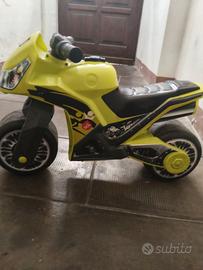 Moto cavalcabile per bambino