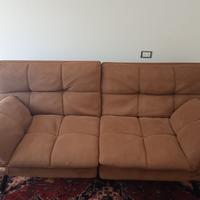 Divano completamente estensibile