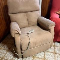 Poltrona reclinabile elettrica