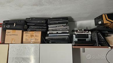 tantissimo materiale informatico