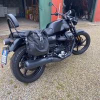 Moto Guzzi v7 stone