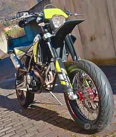 Fantic Motor Motard 125
