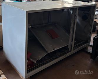 BOX / telaio con porte