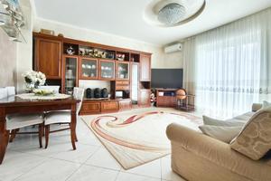 3 LOCALI A CUSANO MILANINO