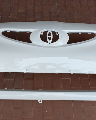 Paraurti anteriore Toyota Aygo