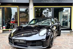 Porsche 911 Carrera 992 . 2