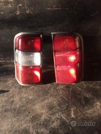 Fanale stop posteriore Nissan patrol gr y61