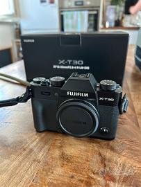 Fujifilm X-T30 black con scatola e accessori