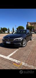 BMW 530i Touring 2.0 252 Luxury Xdrive
