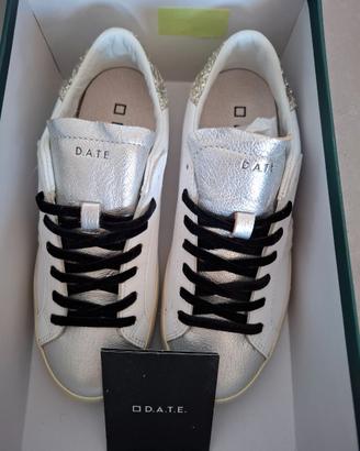 Sneakers DATE Hill low shiny white platinum