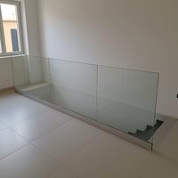 balaustre in vetro su misura 