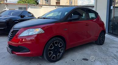 Lancia Ypsilon 1.2 69 CV 5 porte GPL Ecochic Plati