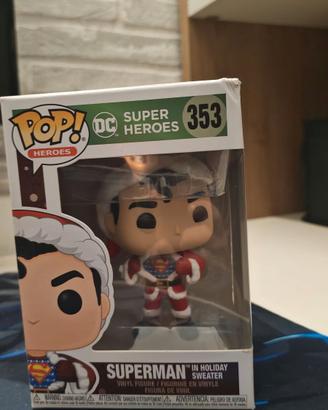Funko Pop Superman Natalizio #353 – DC Comics – Ma