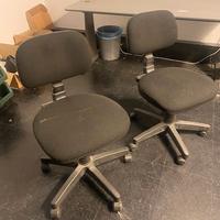 Coppia sedie ufficio con ruote nere