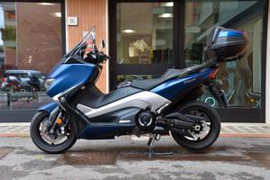 Yamaha T Max 530 DX SUPER