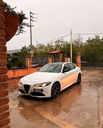 Alfa romeo Giulia 2.2 150cv