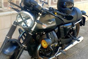 Moto Guzzi v7 Stone Abs/C trazione