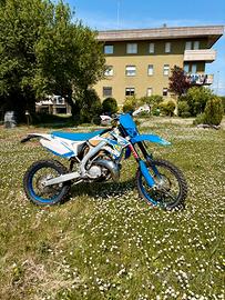 TM En 250 my 2017