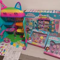 gabby' dollhouse celebration + 2 set personaggi 