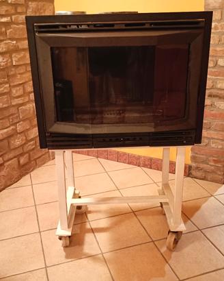caminetto a legna ventilato 