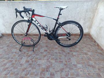 Bicicletta da strada CUBE Attain GTC