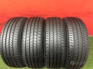 225 60 18 Gomme Estive Bridgestone Nuove 225 60R18
