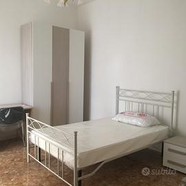 Posto letto nei pressi di Porta Rudiae