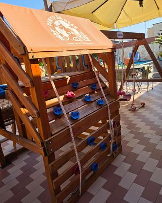 Parco giochi in legno Tikes panther Peak
