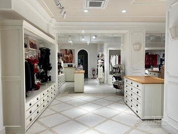 Sgomberi demolizioni apertura porte scarichi ostr