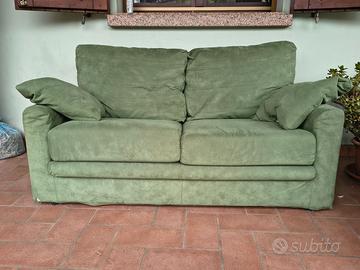 Due divani disponibili
