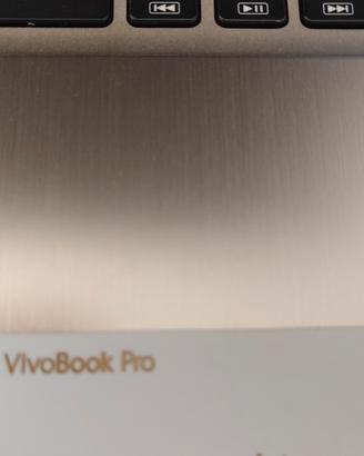 notebook Core i7 schermo 4k