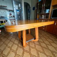 Vendi tavolo da peanzo anni 70 vintage