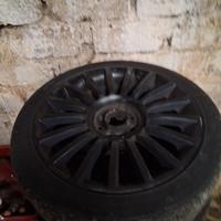 Cerchi e gomme per 500 da 16