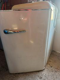 Frigo akai