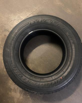 Pneumatico 255/70R18