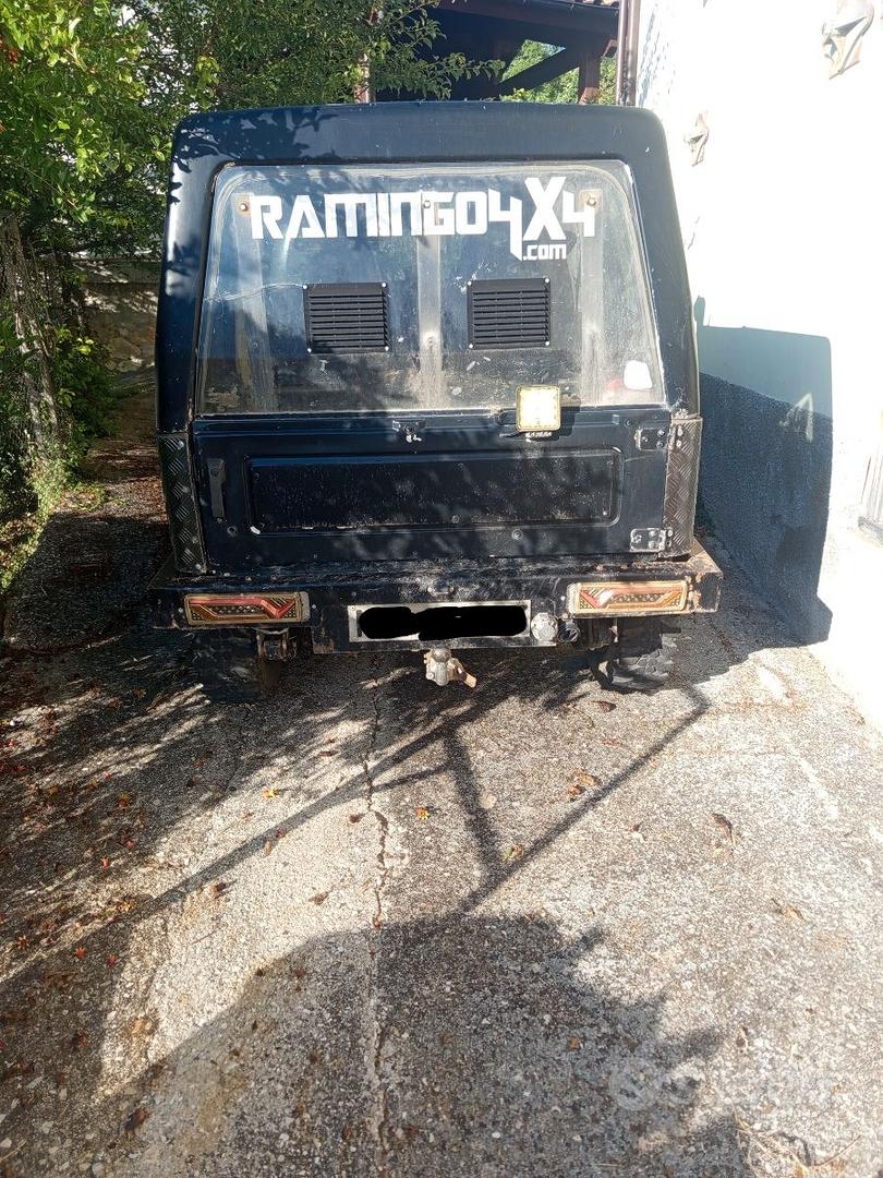 Suzuki Samurai 1990 photo 4