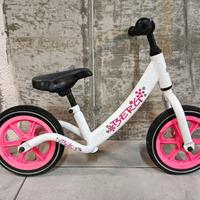 Bicicletta senza pedali usata pochissimo