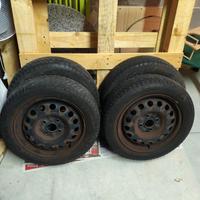 Cerchi e gomme 4 stagioni 155 65 R14