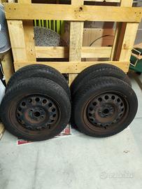 Cerchi e gomme 4 stagioni 155 65 R14